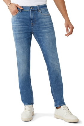 بنطال جينز باكستين قماش معالج مطاطي بإصدار خاص